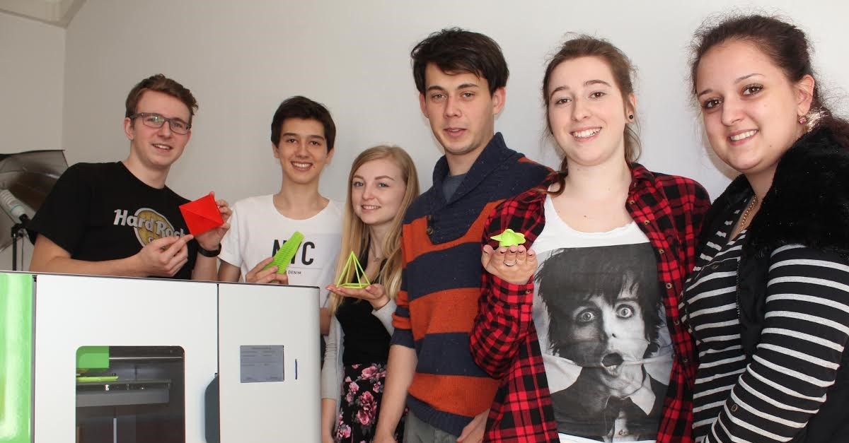 Students at the YSoft Be3D printer